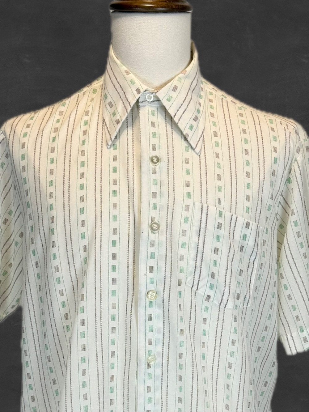VINTAGE 70s disco dagger pointed collar men’s button down shirt short sleeve XL